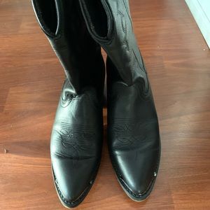 Black cowboy boots